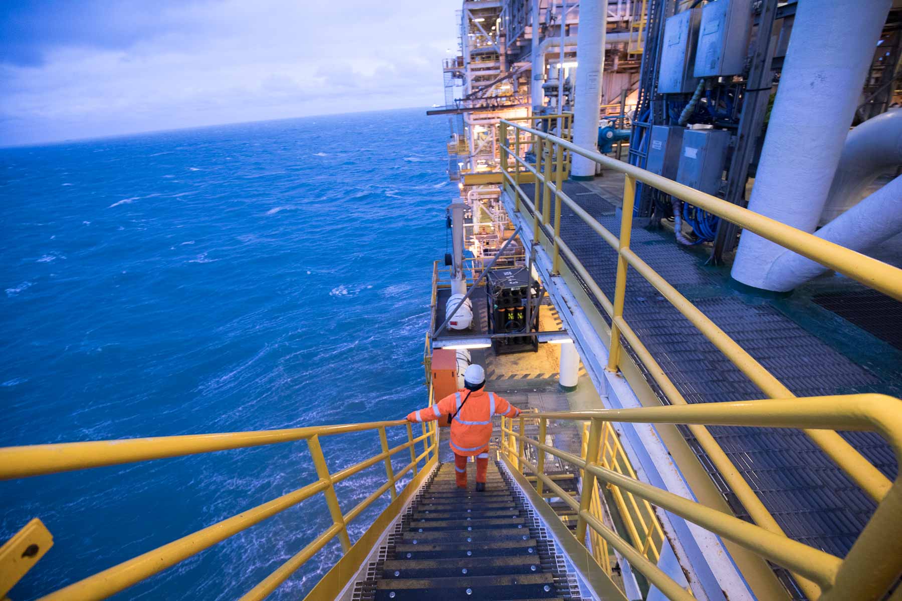 e322e595-37a1-43b1-b112-0e0f12659e57_SDA0033